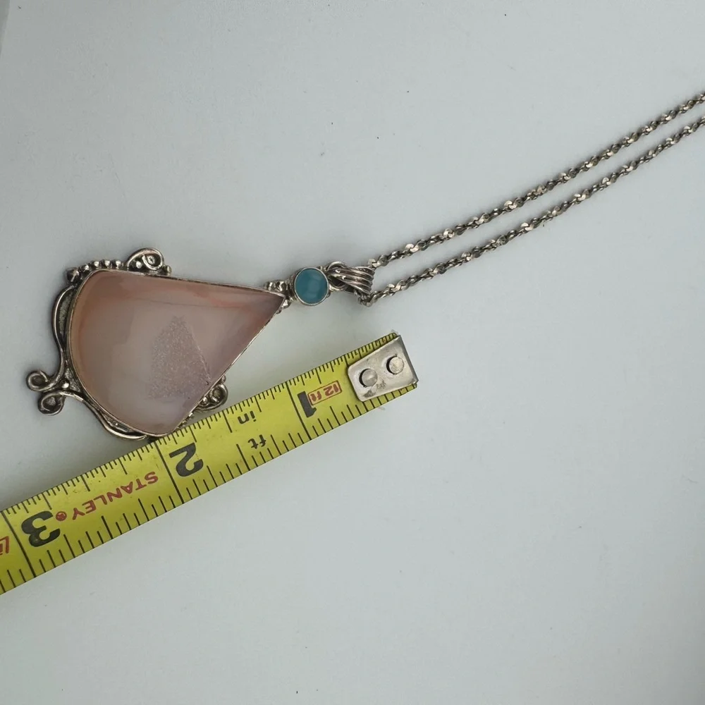 925 Sterling Silver this stunning